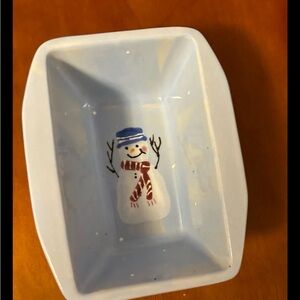 Hartstone snowman pottery. Small loaf pan approximately 5x7